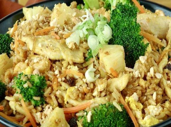 Order Pineapple Fried Rice ♨️(V) food online from Fire Bowl Cafe store, Englewood on bringmethat.com