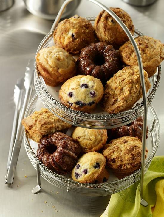 Order Blueberry Muffin food online from Coco'S Barkey store, Brea on bringmethat.com