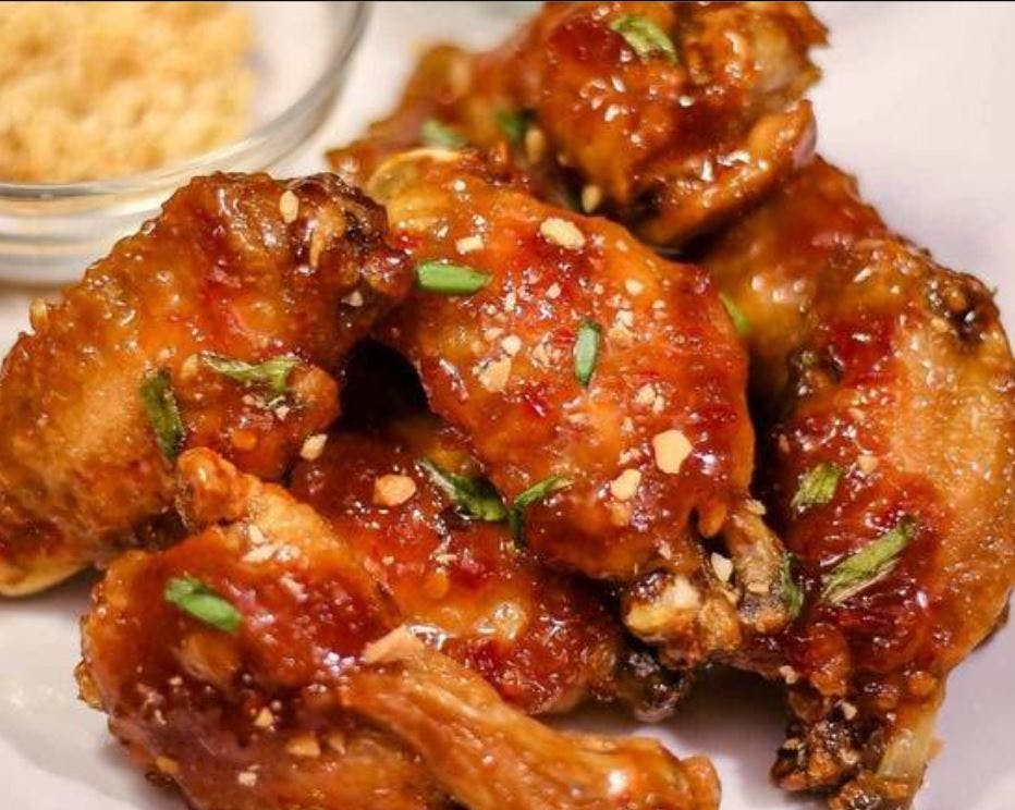 Order Boneless Wings - 10 Pieces food online from Nino Pizzeria store, Rochester on bringmethat.com