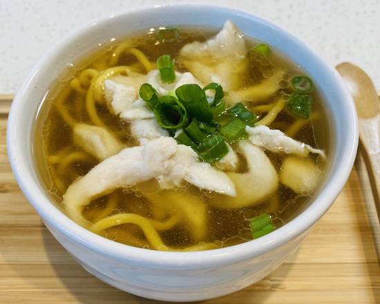 Order Chicken Noodle Soup food online from Chopstick Chinese store, Cleveland on bringmethat.com