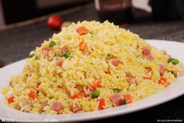 Order Plain Fried Rice food online from Foolee's Carryout Restaurant store, Upper Marlboro on bringmethat.com