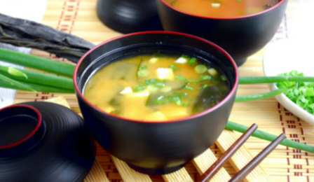 Order C1. Miso Soup food online from Sushitoo Express store, Gibsonia on bringmethat.com
