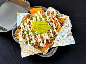 Order Nachos food online from 600 Tacos store, Long Beach on bringmethat.com