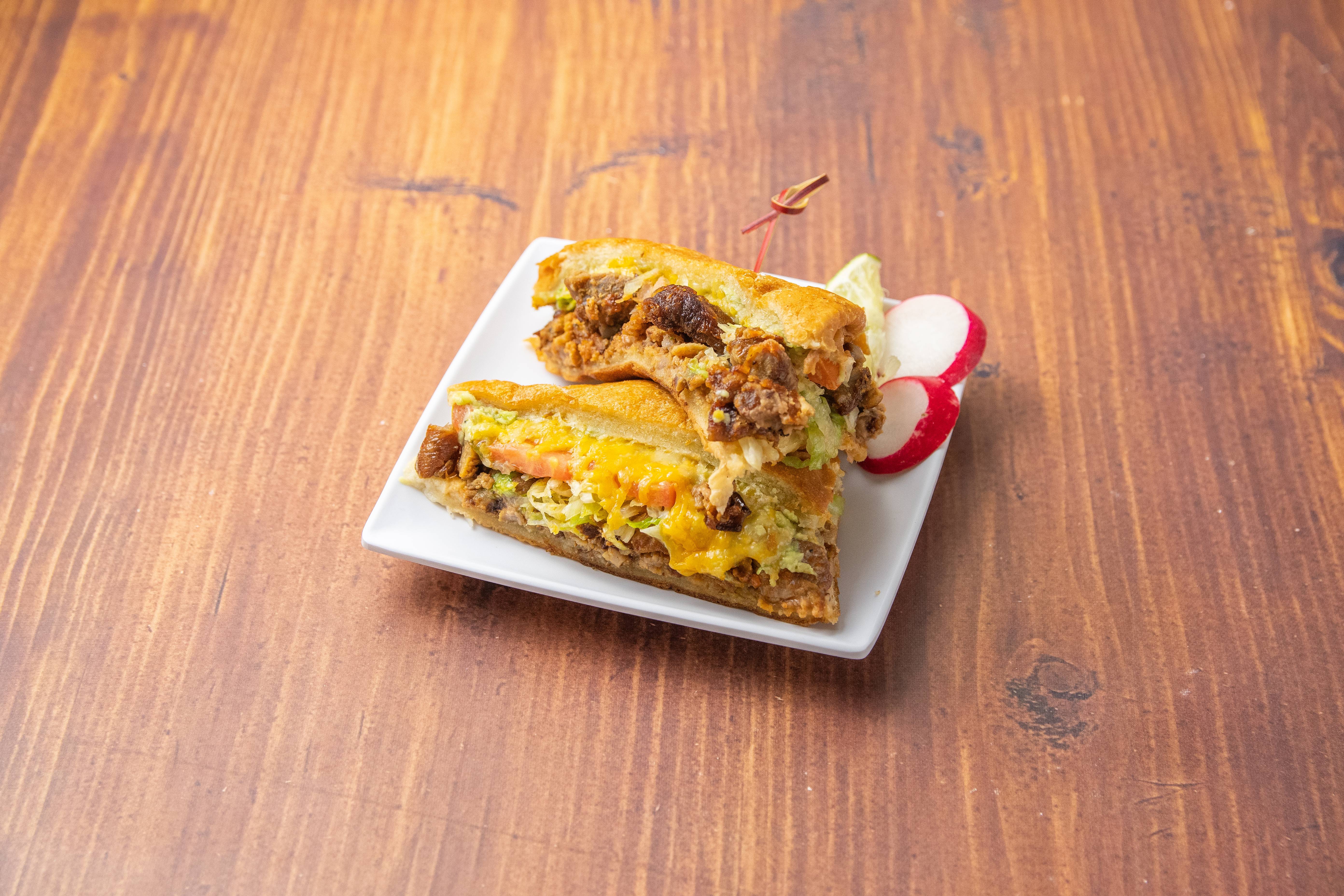 Order Torta food online from Taqueria Jalapenos store, Glendale on bringmethat.com