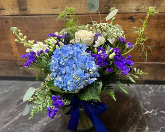 Order Beyond Blue food online from Niko's Flower Designs store, Chicago on bringmethat.com