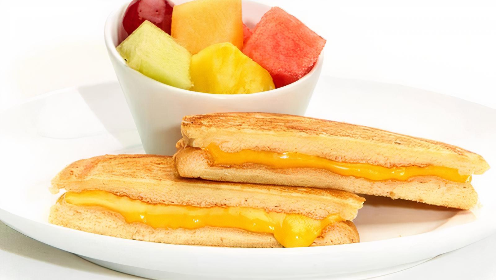 Order Grilled Cheese Sandwich food online from Taziki Cafe store, Tuscaloosa on bringmethat.com