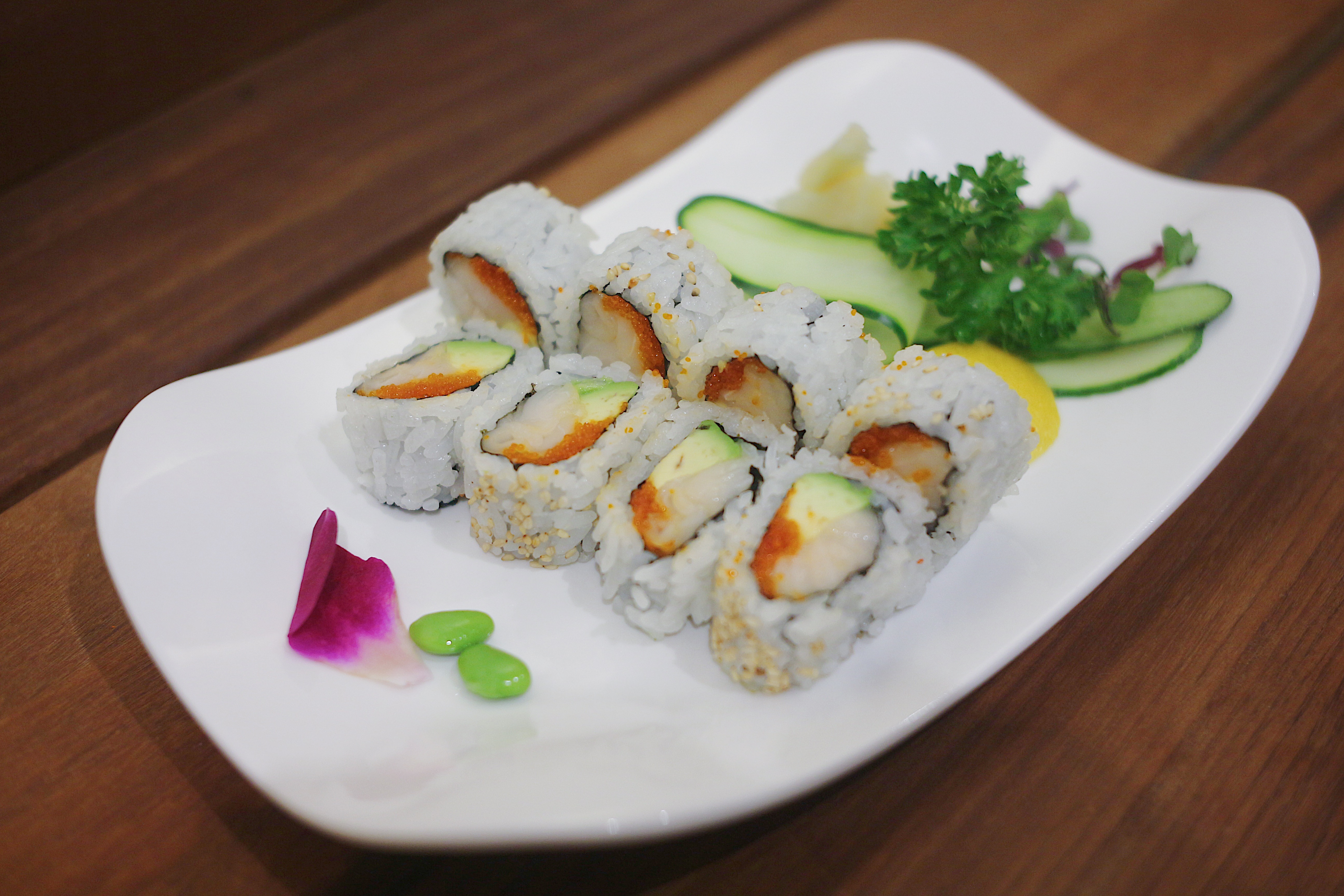 Order Super White Creamy Maki food online from Hot Woks Cool Sushi On Adams store, Chicago on bringmethat.com