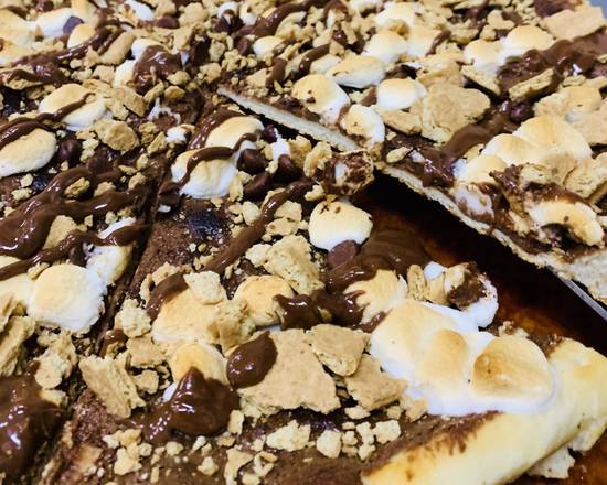 Order LG S'MORES PIZZA ( NEW ) food online from Old Country Pizzeria store, East Weymouth on bringmethat.com