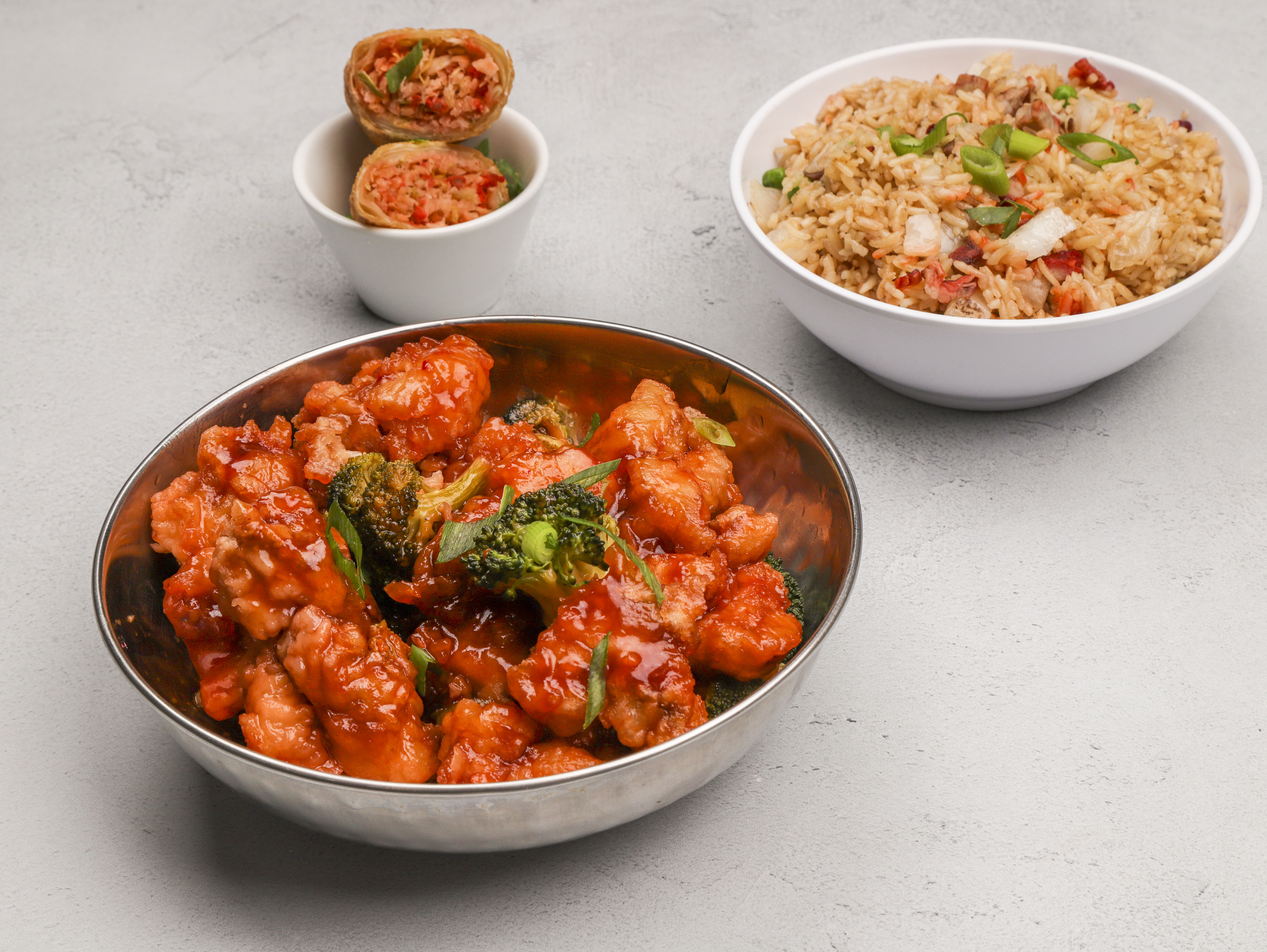 Order C5. General Tso's Chicken Combination Platter food online from Pearl of East store, Philadelphia on bringmethat.com
