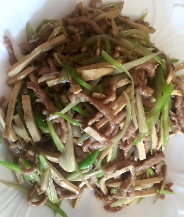 Order Shredded Pork with Celery and Dried Bean Curd 西芹香干肉丝 food online from Orient House Chinese Restaurant store, Madison on bringmethat.com