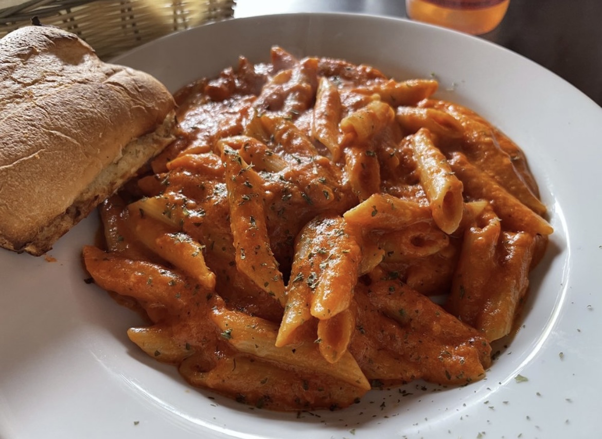 Order Pink Penne  & Garlic Bread food online from Leaning Tower Pizza & Pasta store, Sherman Oaks on bringmethat.com