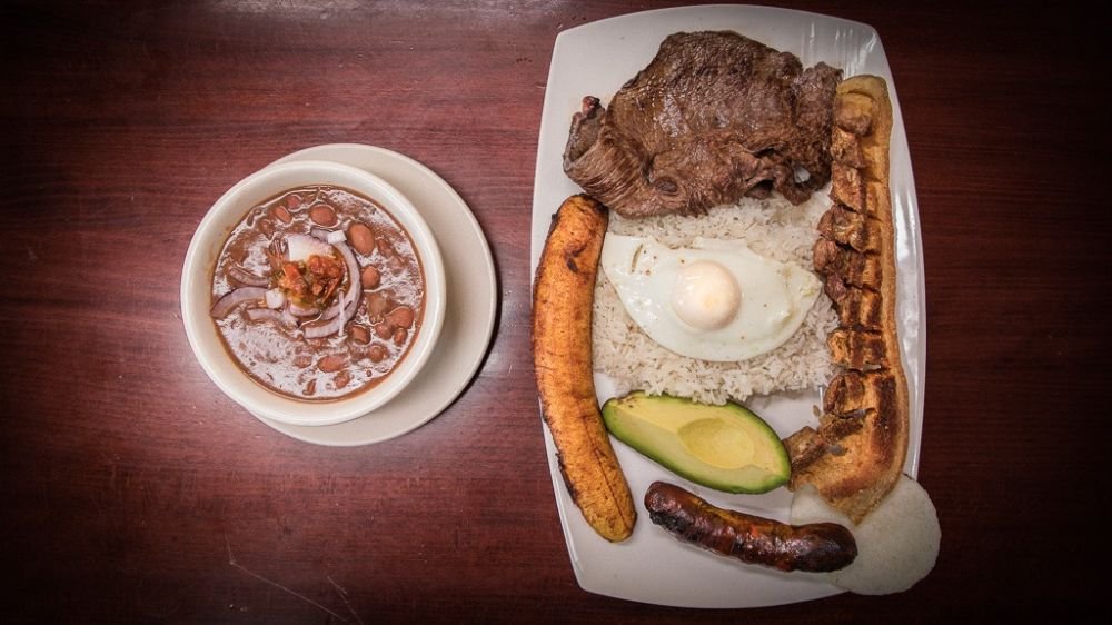 Order Bandeja Paisa food online from Colombia Cuyabros store, Freeport on bringmethat.com