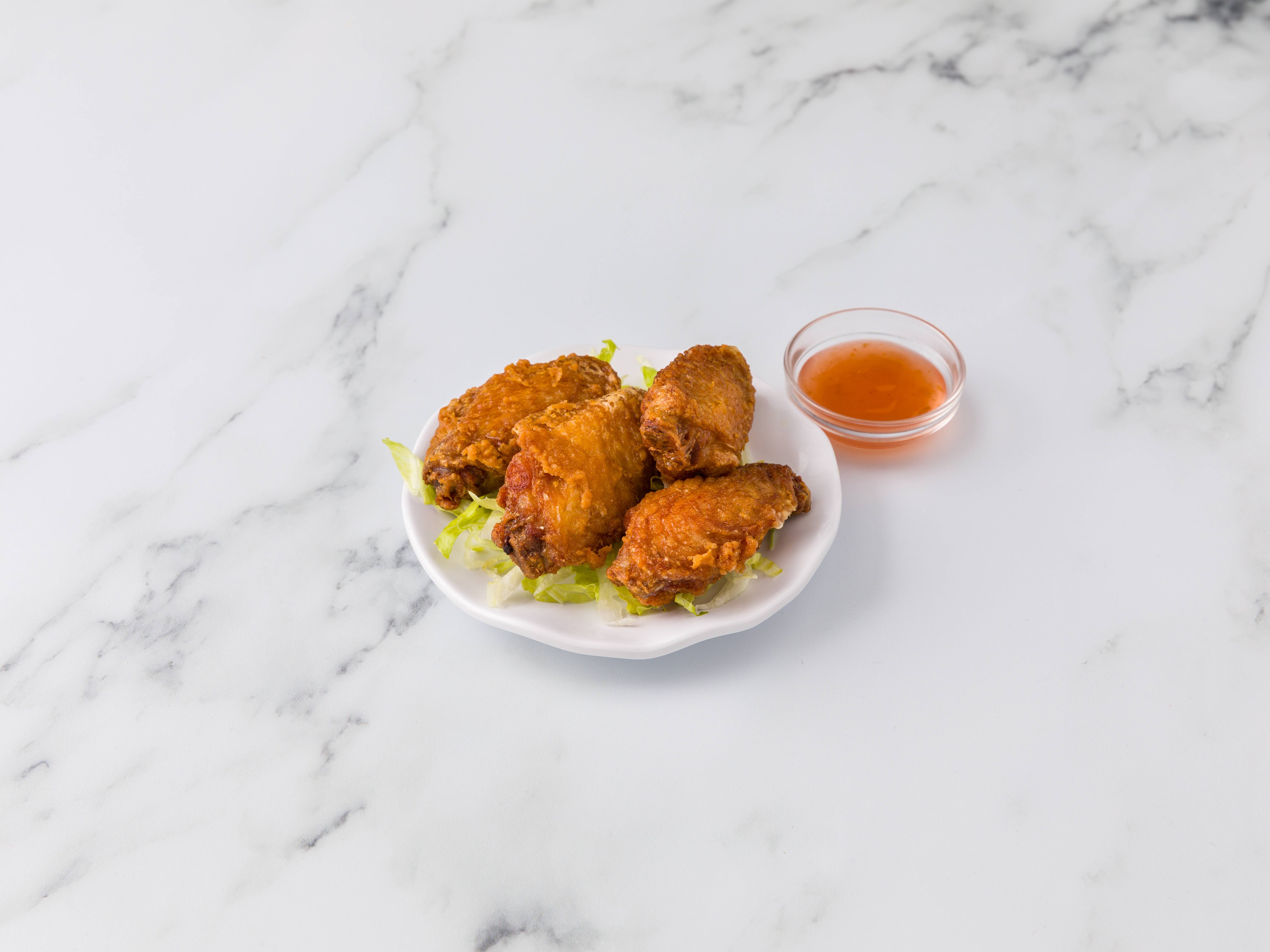 Order Fried Chicken Wings food online from Canton Lounge store, New York on bringmethat.com