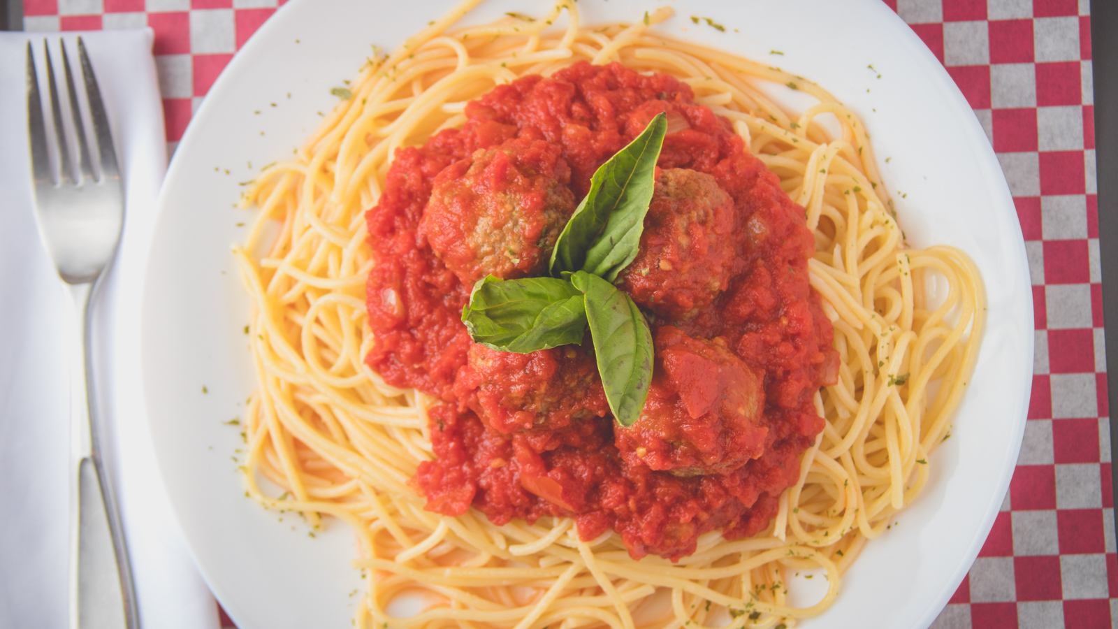 Order Spaghetti with 4 Meatballs food online from La Famiglia Wood Fired Pizzeria store, Humble on bringmethat.com
