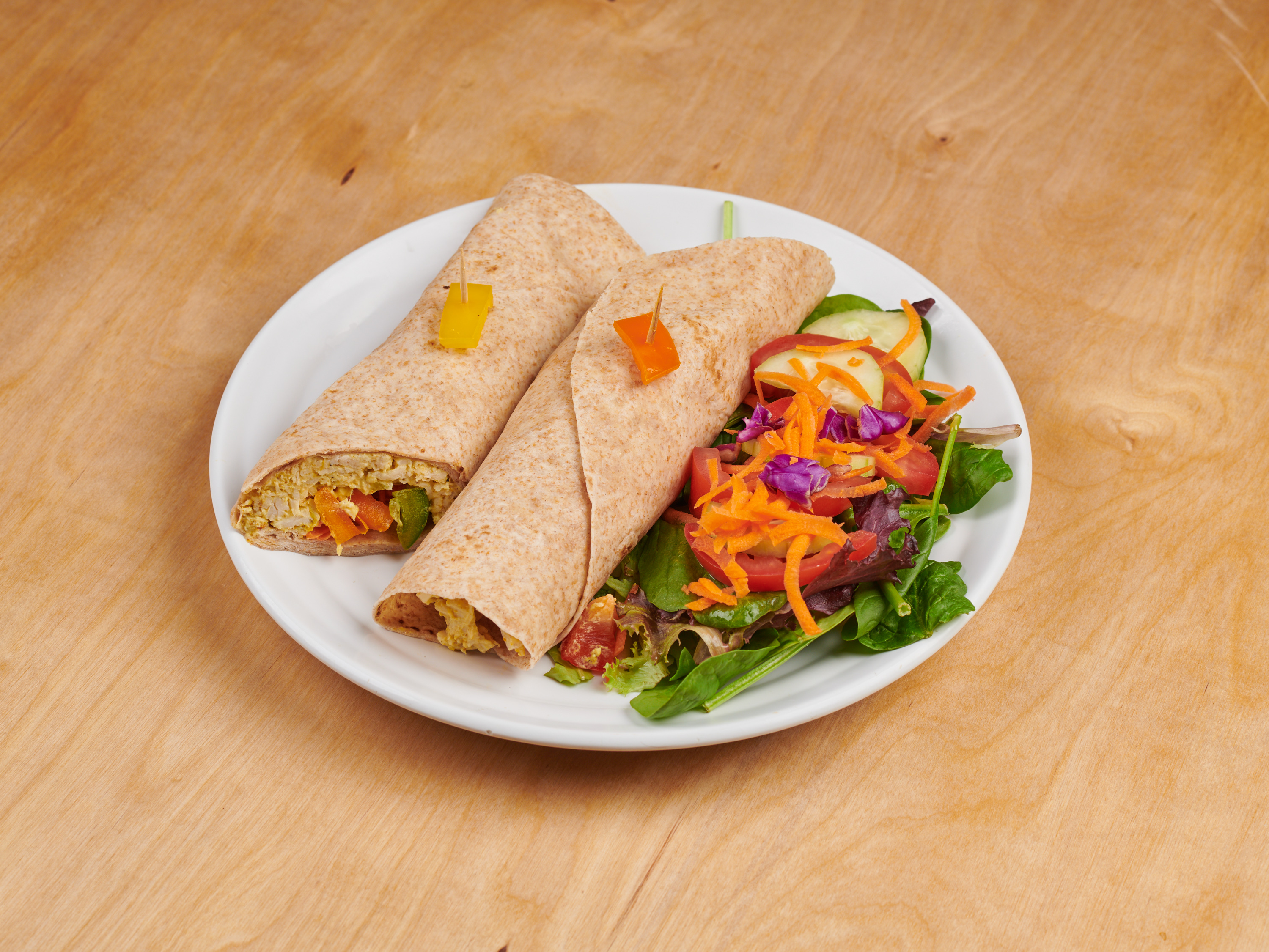 Order Chicken Curry Wrap food online from Spirit Winds Coffee Bar store, Las Cruces on bringmethat.com