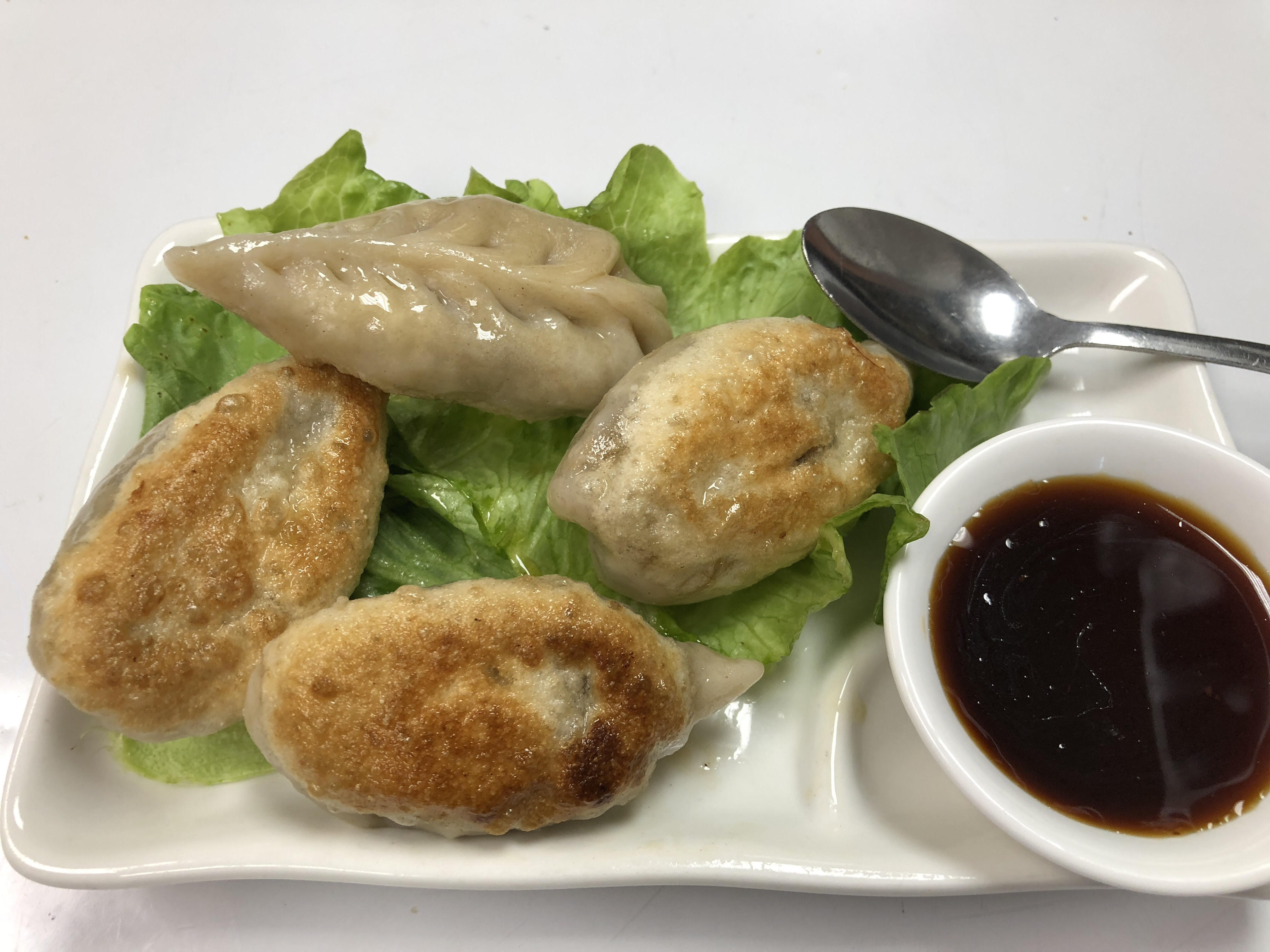 Order Vegetable Dumplings food online from Oriental Cafe store, Harrisonburg on bringmethat.com