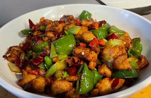 Order Baked Chicken w Wild Pepper 山椒煸鸡 food online from Chengdu Famous Food store, Philadelphia on bringmethat.com