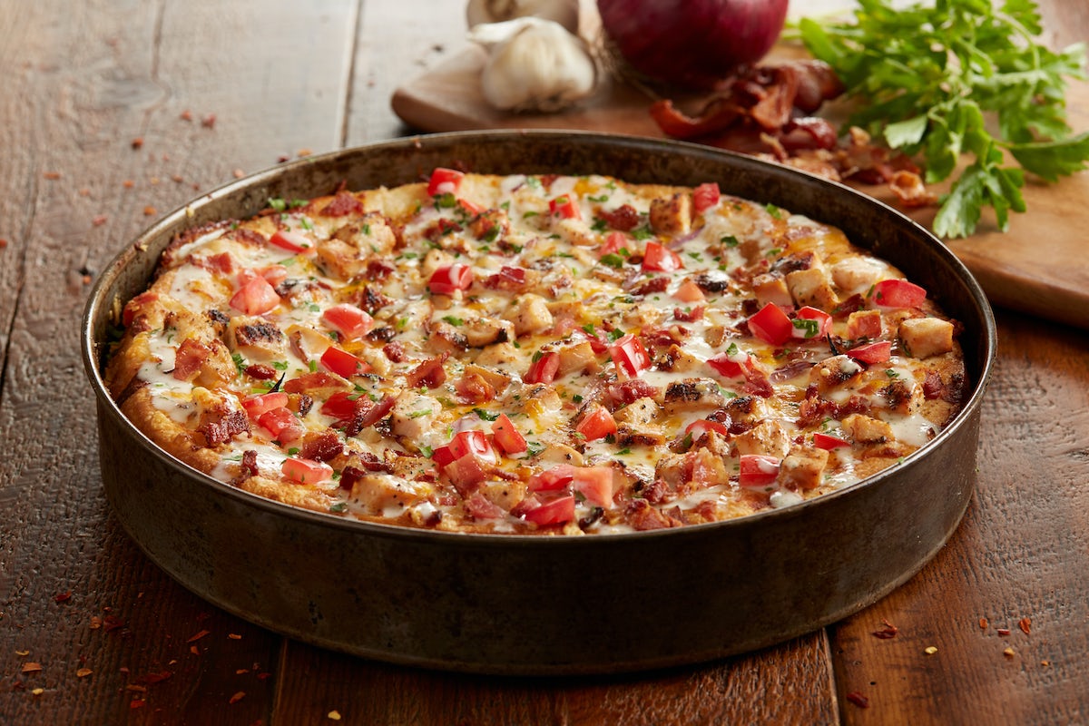 Order Chicken Bacon Ranch Pizza - Shareable food online from BJ's Restaurant & Brewhouse store, Thousand Oaks on bringmethat.com