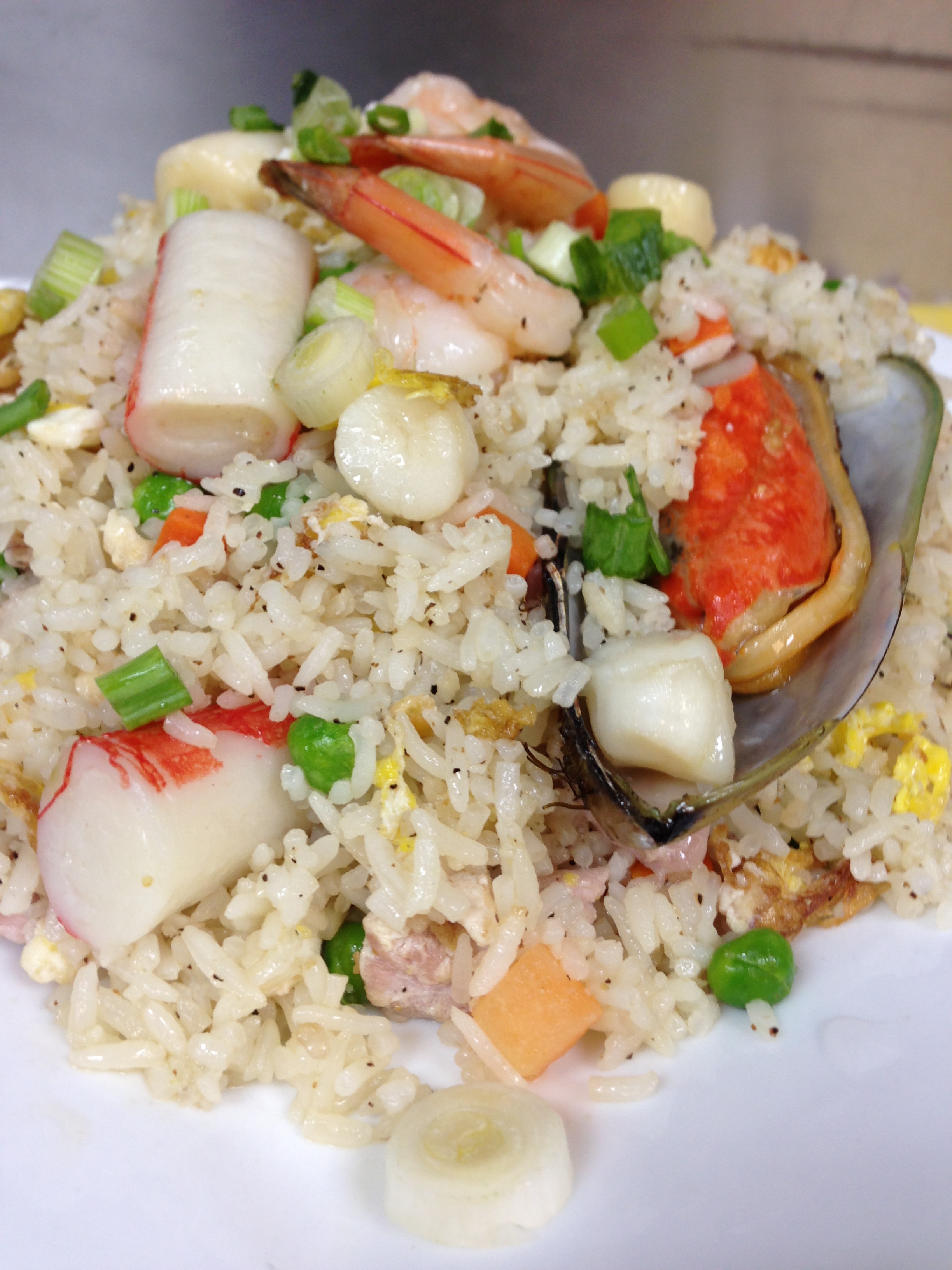 Order R5. Andaman Fried Rice food online from S!!! Thai Food store, Temecula on bringmethat.com