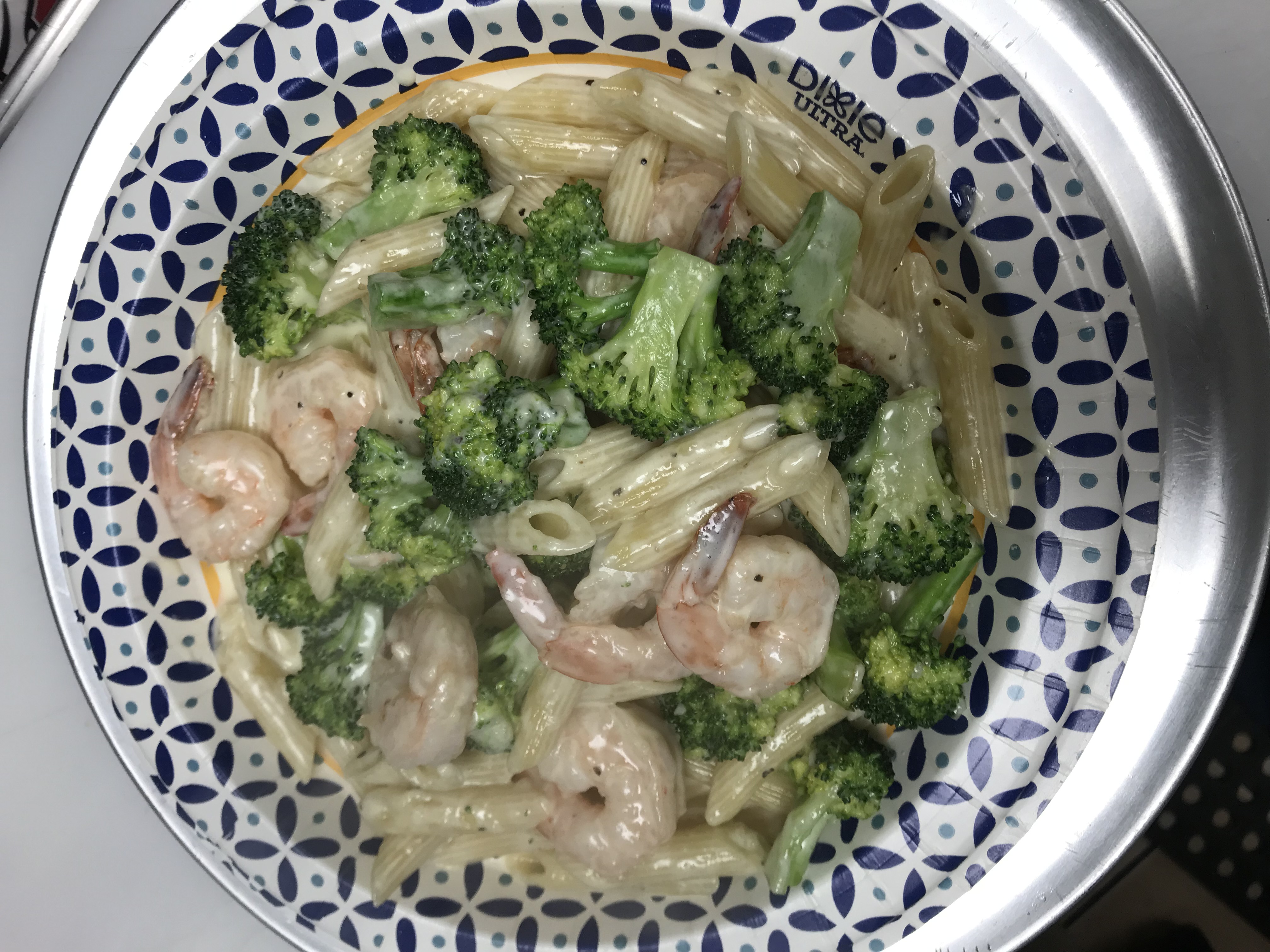 Order Shrimp and Broccoli Alfredo Pasta food online from Italian Pizza & Subs store, Jamaica Plain on bringmethat.com