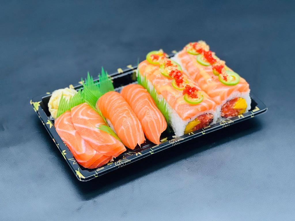 Order Salmon Dinner food online from I Sushi Inc. store, Ridgewood on bringmethat.com