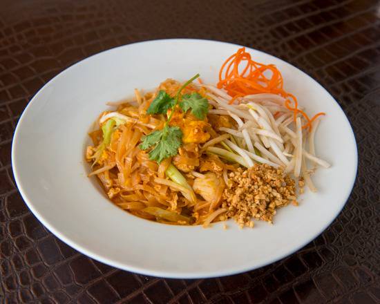 Order  Pad Thai Bundle food online from Thai Dishes on Broadway store, Santa Monica on bringmethat.com