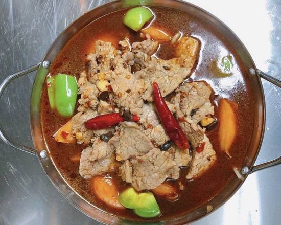 Order Boiled Beef in Hot Chili Oil food online from Noriega Cafe store, SF on bringmethat.com