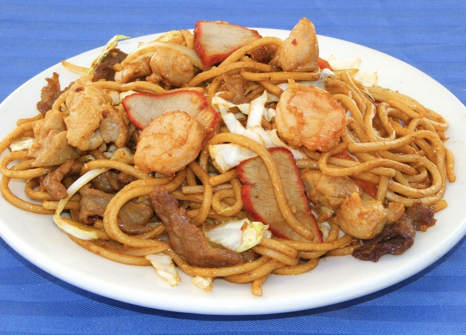 Order 27. House Chow Mein food online from First Chinese Express store, Lemon Grove on bringmethat.com