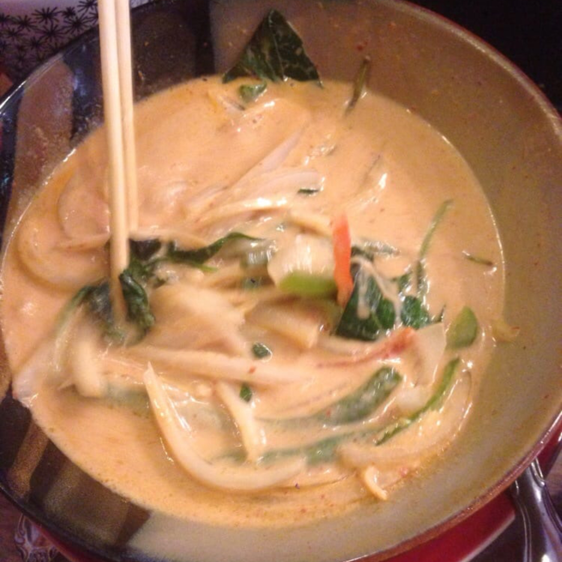Order Red Curry Dinner food online from Green Papaya store, River Edge on bringmethat.com