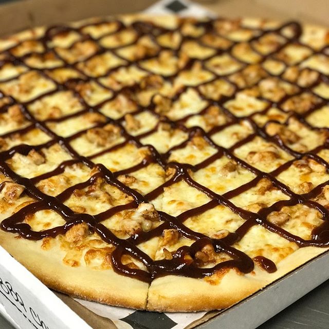 Order BBQ Chicken Pizza food online from Classica Pizza store, Norwalk on bringmethat.com