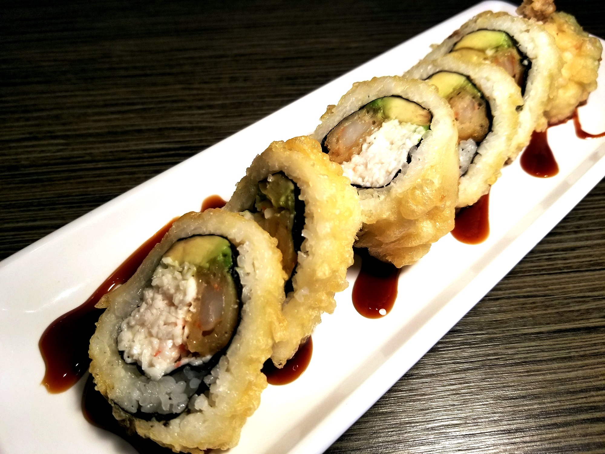Order DR7. Golden Crunch Roll food online from Hoshi Sushi store, Fullerton on bringmethat.com