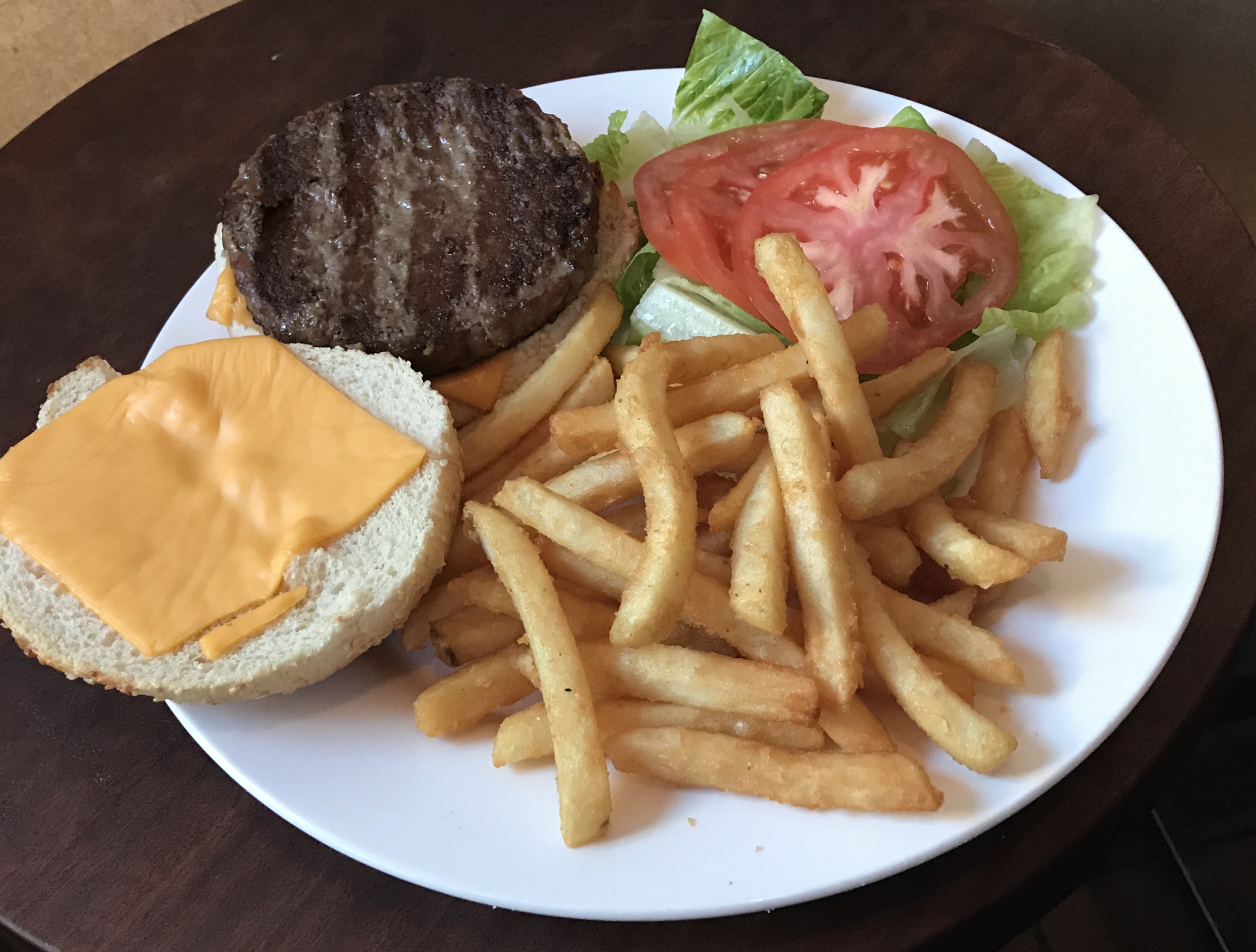 Order Cheese Burger Deluxe food online from The Original Venice Restaurant store, Bronx on bringmethat.com
