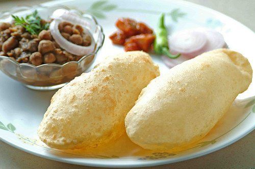 Order Lahori Halwa Puri with Chana food online from Al-Madinah Restaurant store, Watervliet on bringmethat.com