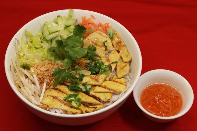 Order V4. Bún Gà Nướng - Grilled Chicken Noodle Bowl food online from Pho Khang store, Centennial on bringmethat.com