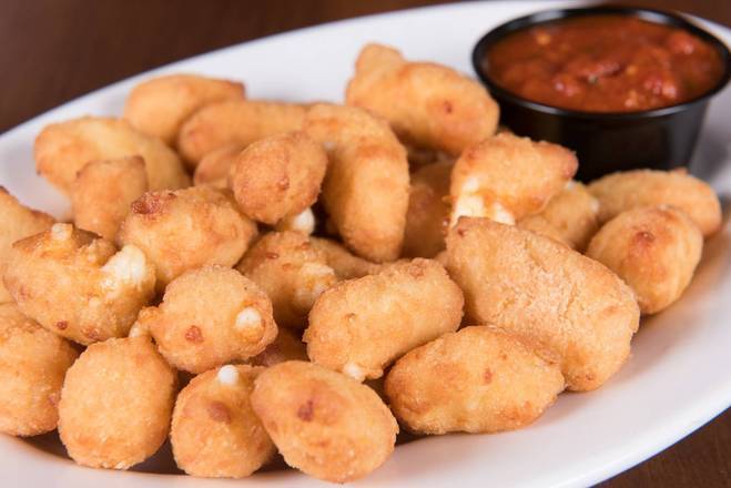 Order Ellsworth Cheese Curds food online from Green Mill Restaurant &Amp; Bar store, HASTINGS on bringmethat.com
