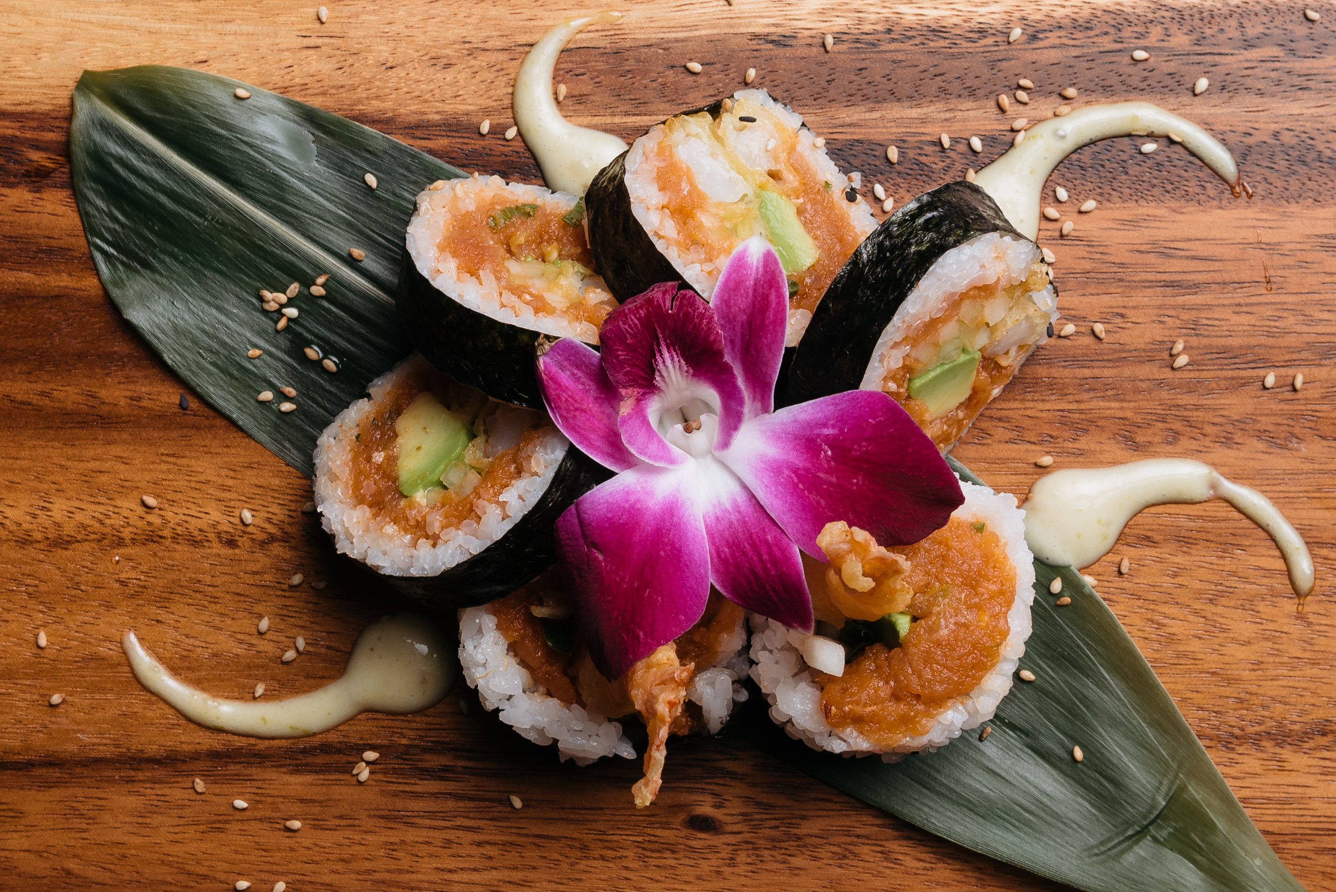 Order Spicy Tuna Tempura Roll food online from Oji Sushi & Sake Bar store, Montebello on bringmethat.com