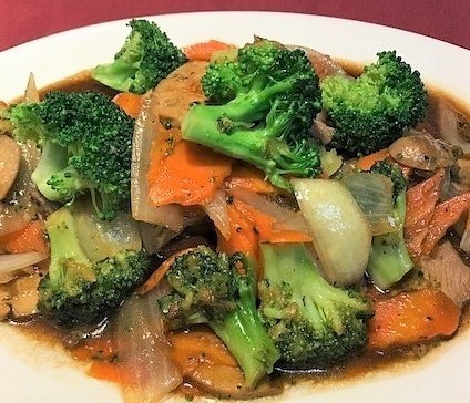 Order Beef Broccoli food online from Sweet Basil Thai Cuisine store, Hurst on bringmethat.com