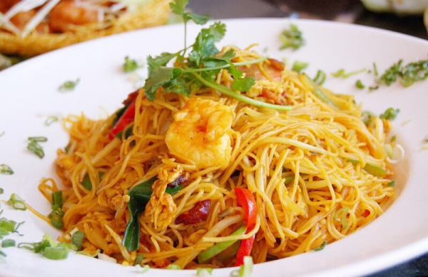 Order 44. Shrimp Lo Mein food online from Hunan New Jade store, Hillsdale on bringmethat.com