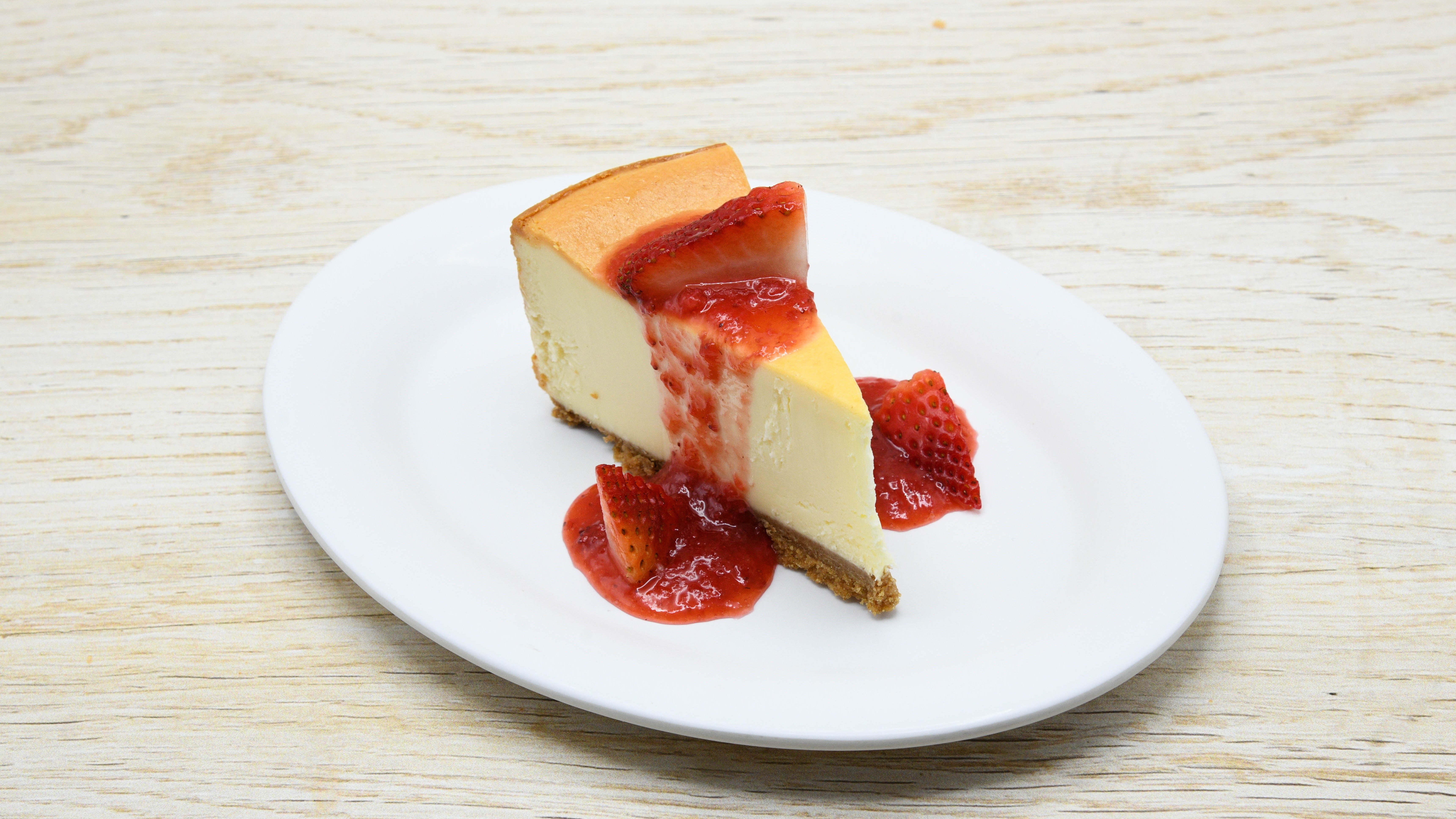 Order NY Cheesecake food online from Bubba Gump Shrimp Co. Restaurant & Market store, Anaheim on bringmethat.com