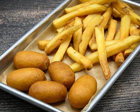 Order Kid's Mini Corn Dogs food online from Saltgrass Steak House store, Pearland on bringmethat.com