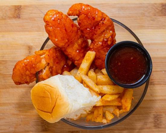 Order Thai Chili Tenders food online from Sandwiches Bar store, Houston on bringmethat.com