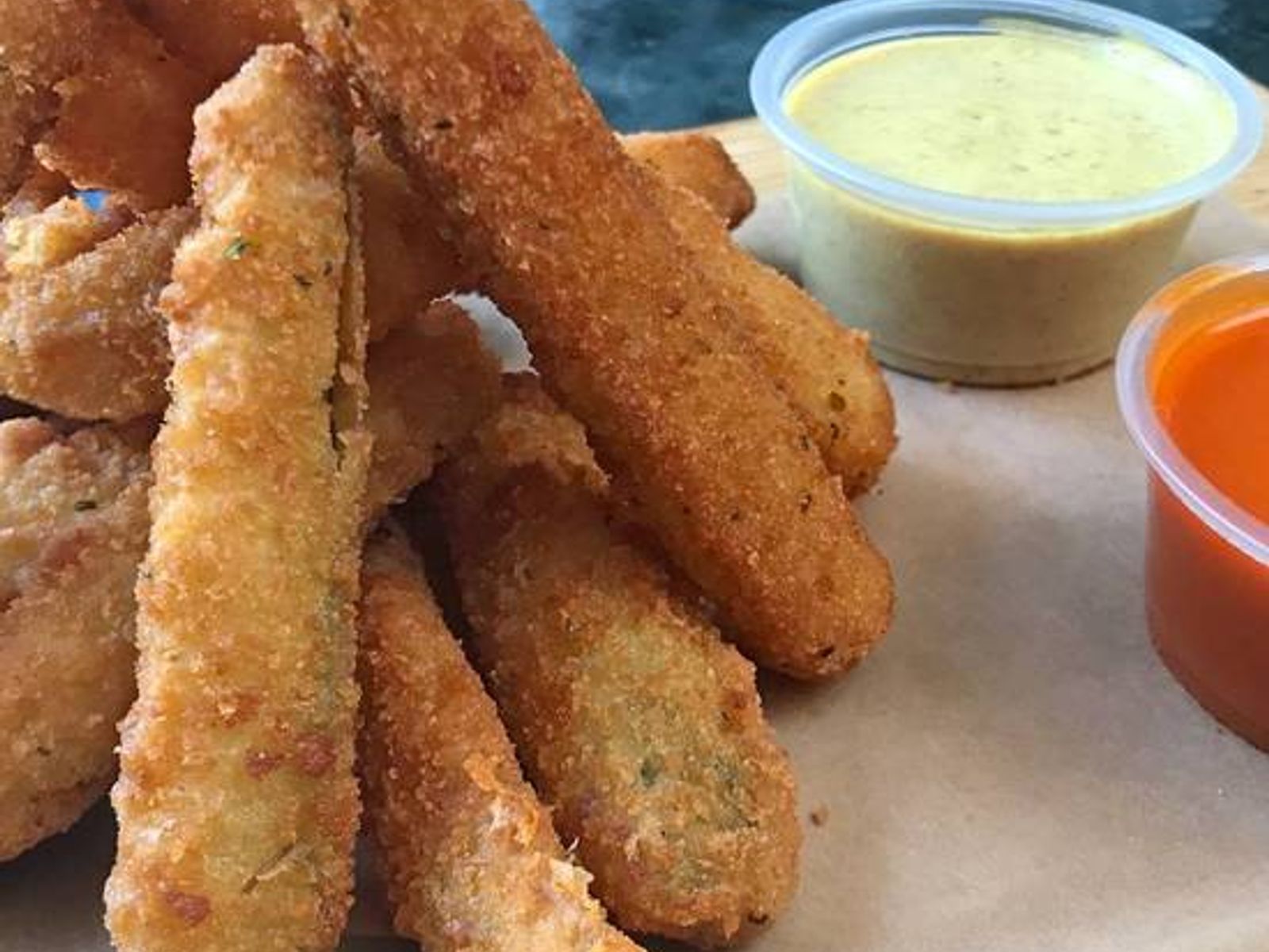 Order Fried Zucchini Sticks (10 pcs) food online from Burger Boys store, Los Angeles on bringmethat.com