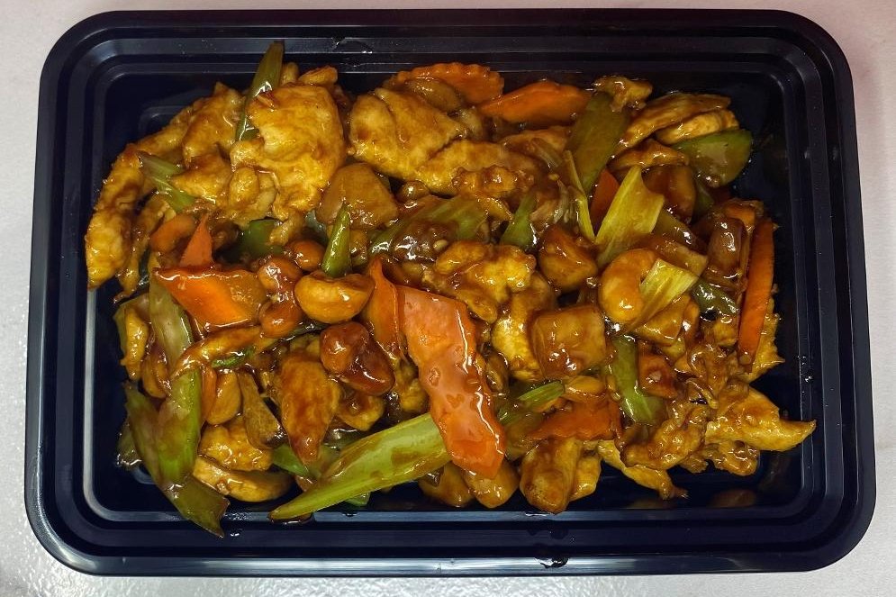 Order Cashew Chicken food online from Little Chef Chinese store, San Diego on bringmethat.com