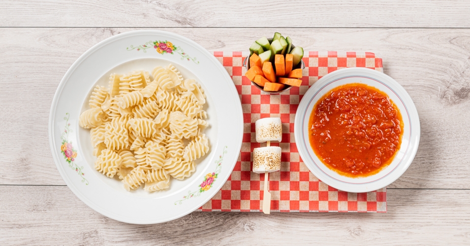 Order Kid's Pasta food online from La Creme Cafe store, Los Angeles on bringmethat.com