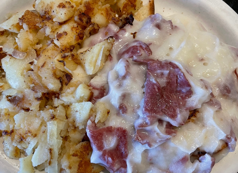 Order Cream Chipped Beef Platter food online from Southside Diner store, Baltimore on bringmethat.com