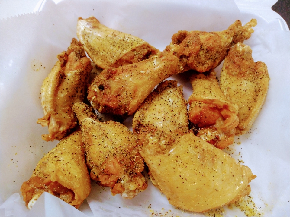 Order Chicken Wings food online from Granby Grill store, Columbia on bringmethat.com
