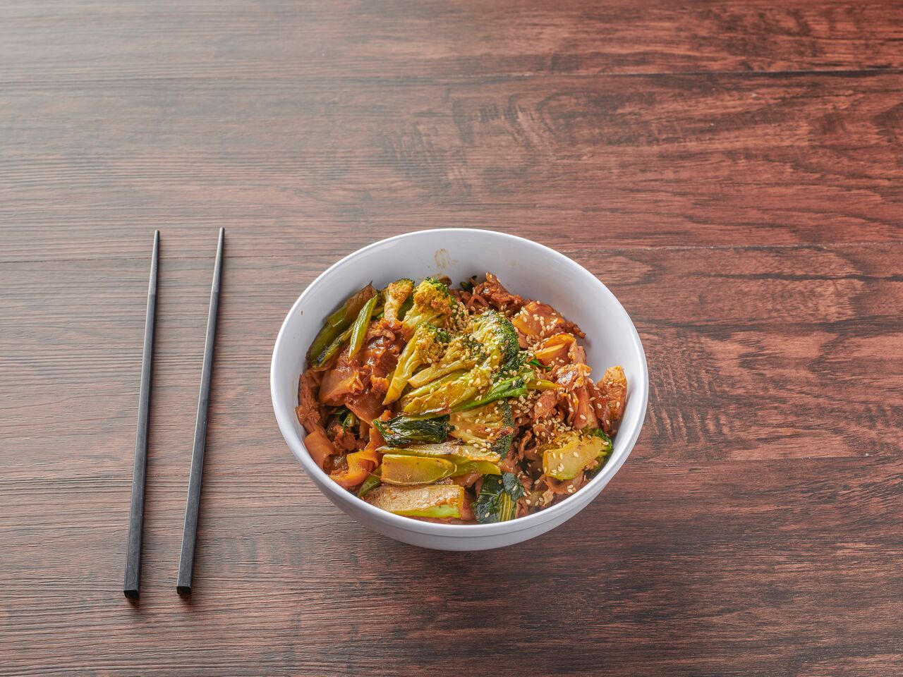 Order Drunken Noodle food online from Charm Thai Express store, New York on bringmethat.com
