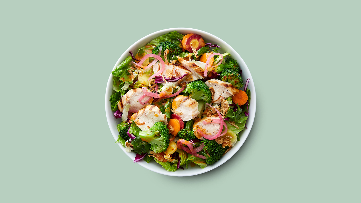 Order Sesame Ginger Crunch Salad food online from Chop’T Creative Salad Co store, Rockville on bringmethat.com