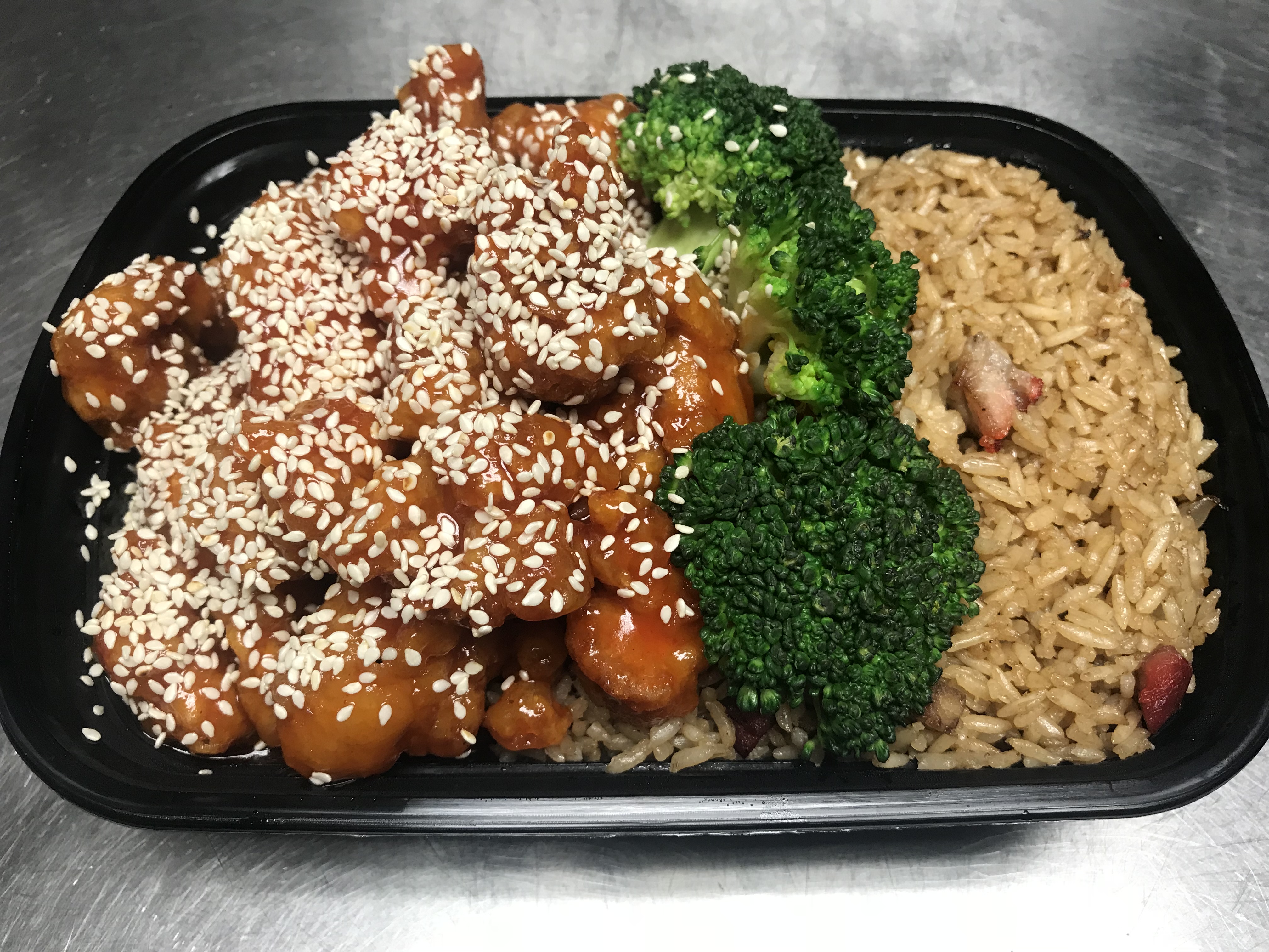 Order C8. Sesame Chicken Combination Plate food online from Chans Gourmet store, Kearny on bringmethat.com
