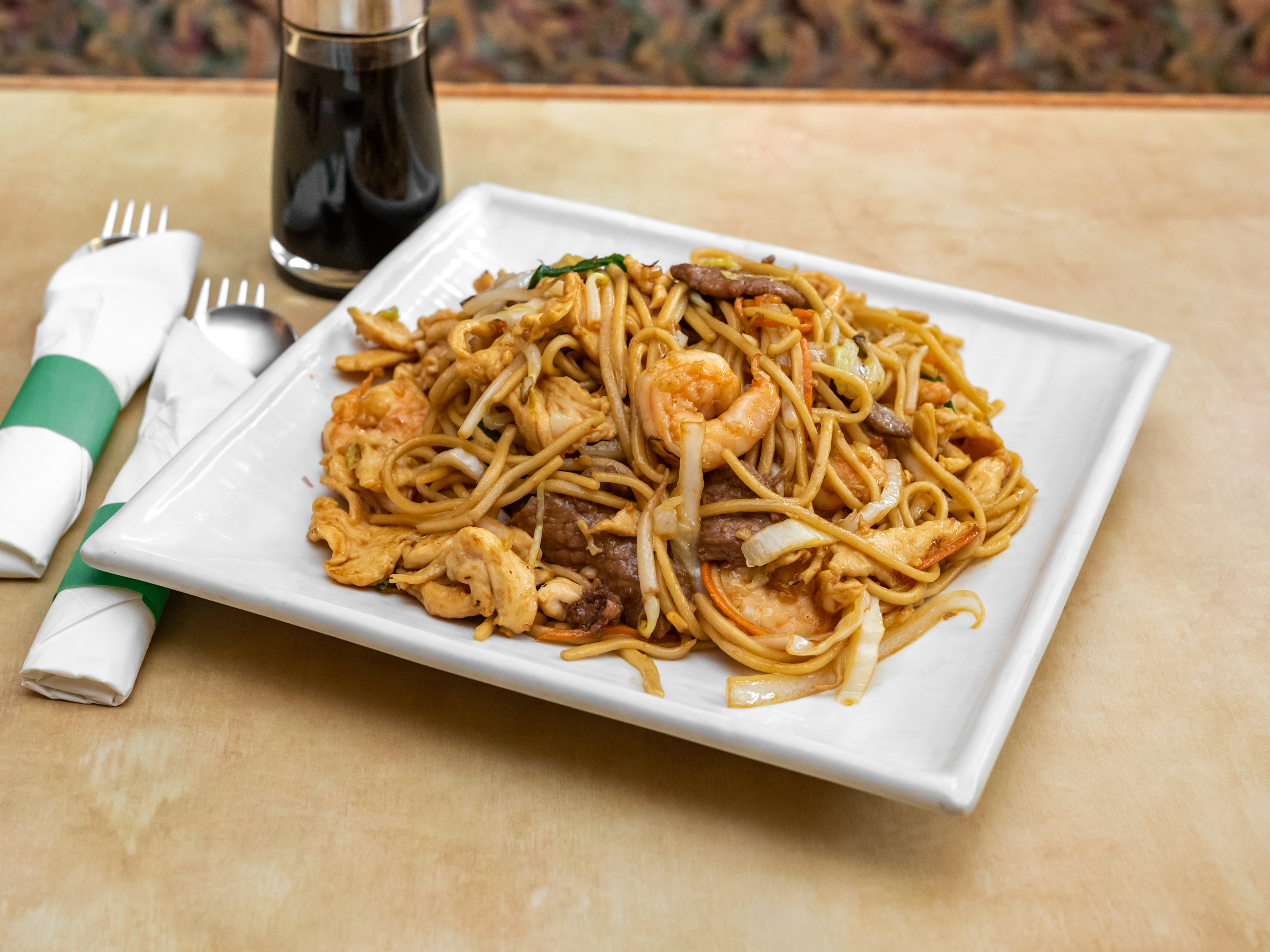 Order Lo Mein with Vegetable food online from Panda Garden Restaurant store, Thornton on bringmethat.com